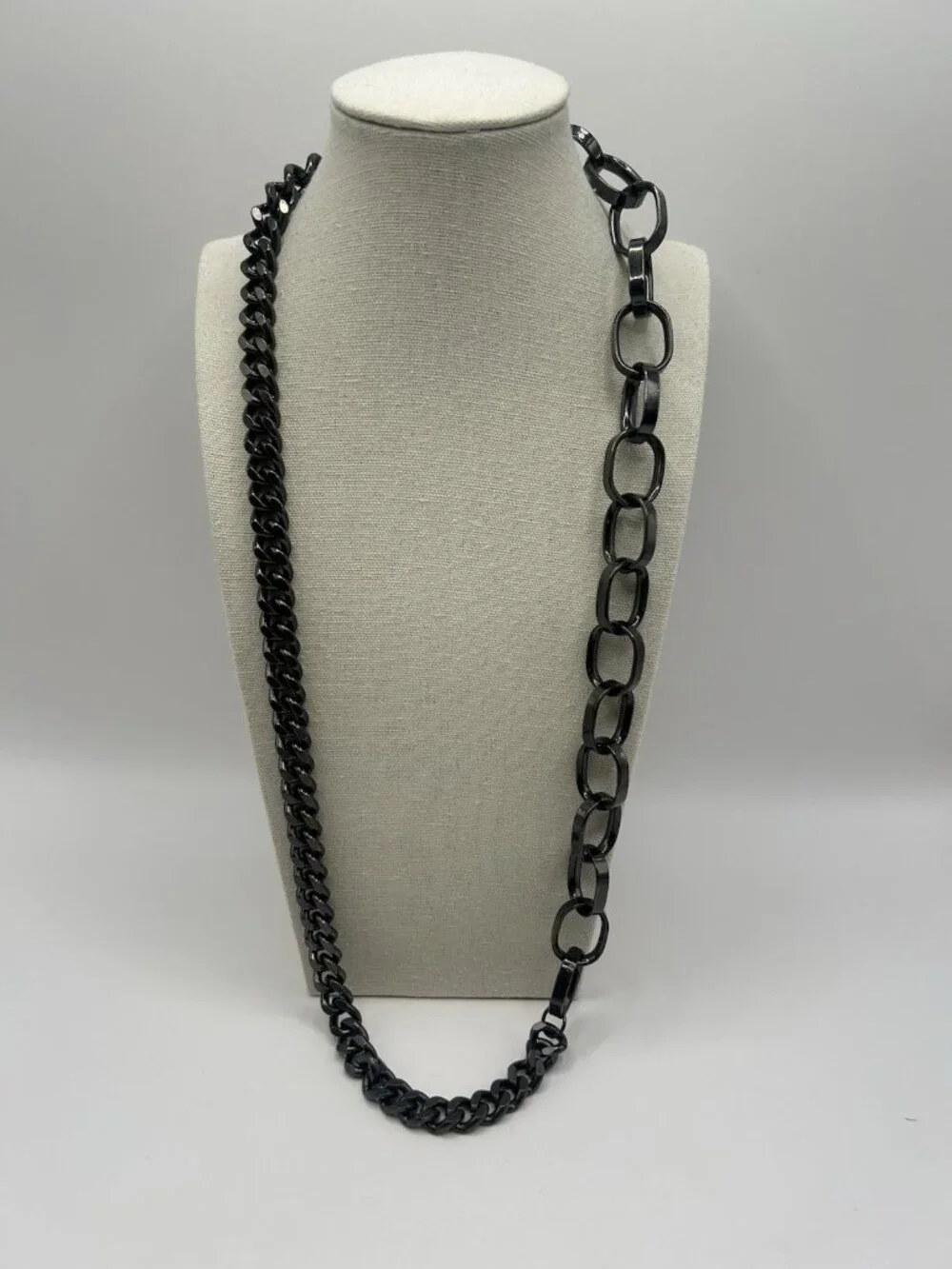 Vintage Black Gunmetal Mixed Link Chain Necklace Toggle Clasp Statement Necklace - Picture 1 of 16